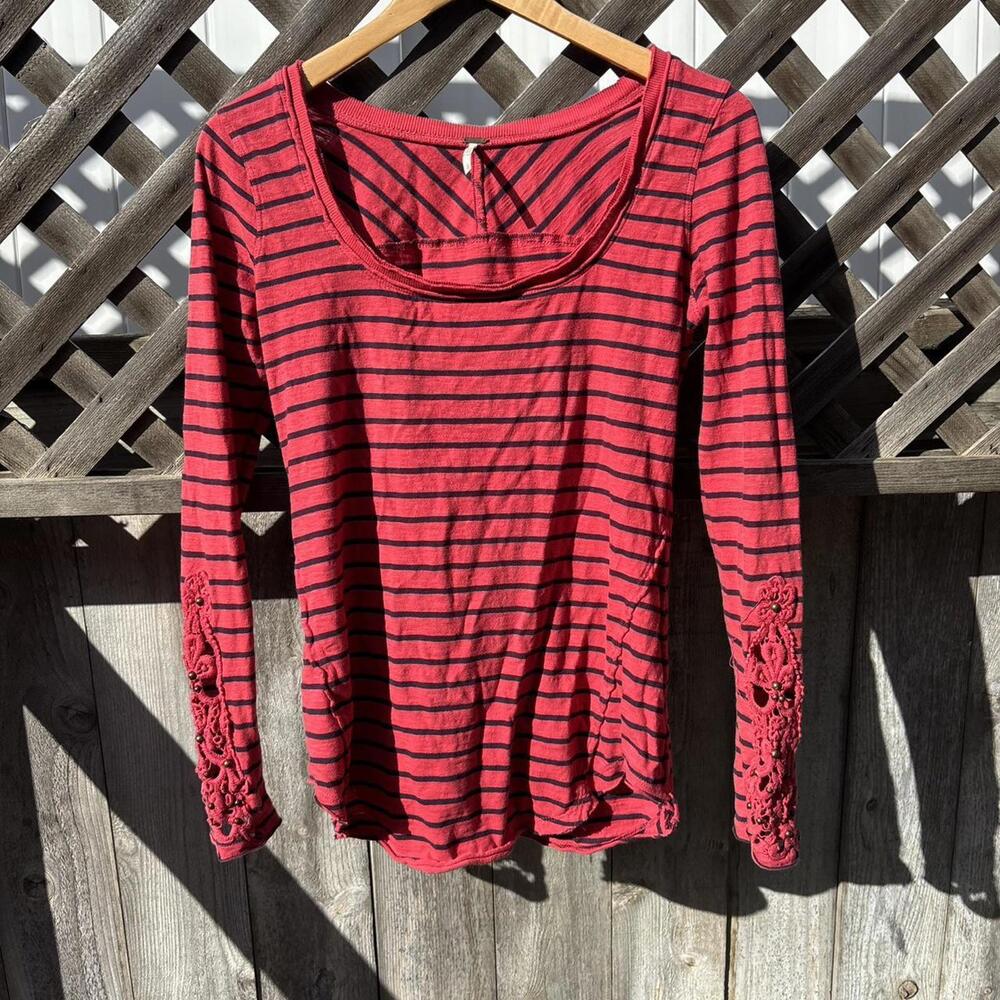 Free People Striped Crochet Sleeve Top – Size L